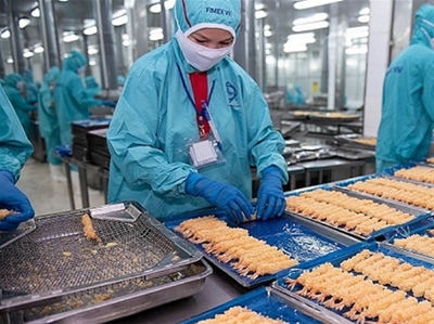 TUYỂN 9 NAM CHẾ BIẾN ĐỒ ĂN 